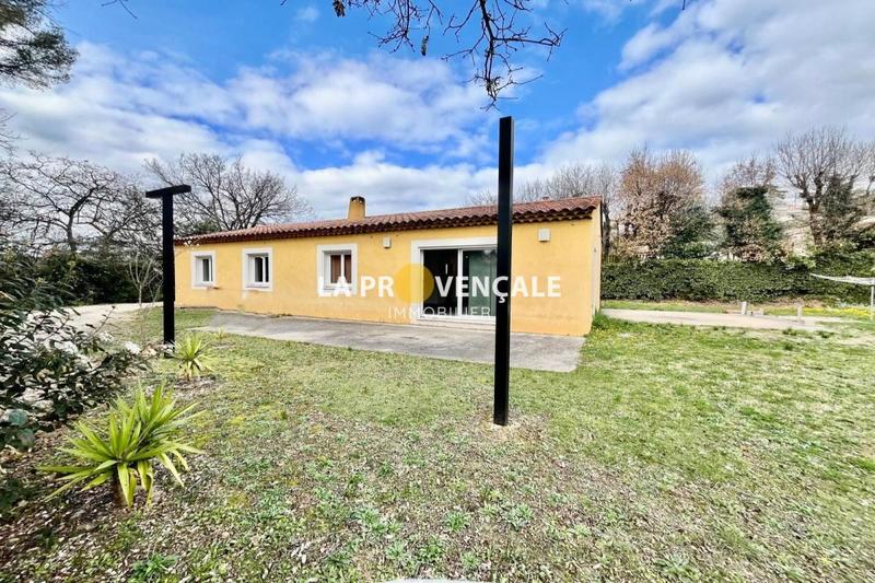Maison - 105 m² - 4 pièces