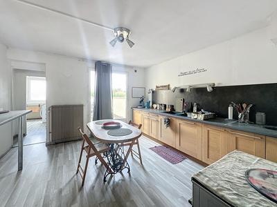 Maison - 149 m² - 6 pièces