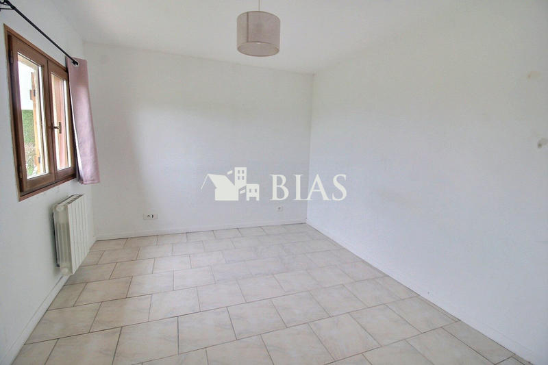 Maison - 80 m² - 5 pièces