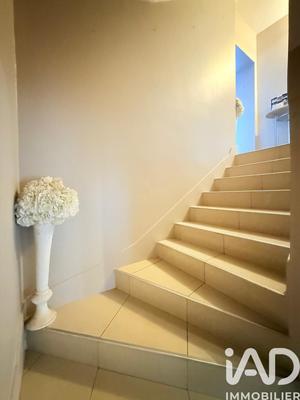 Maison de ville - 111 m² - 5 pièces