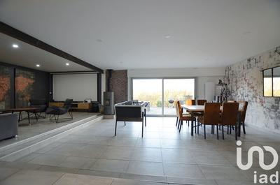 Maison - 174 m² - 7 pièces