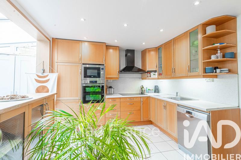 Maison - 153 m² - 7 pièces