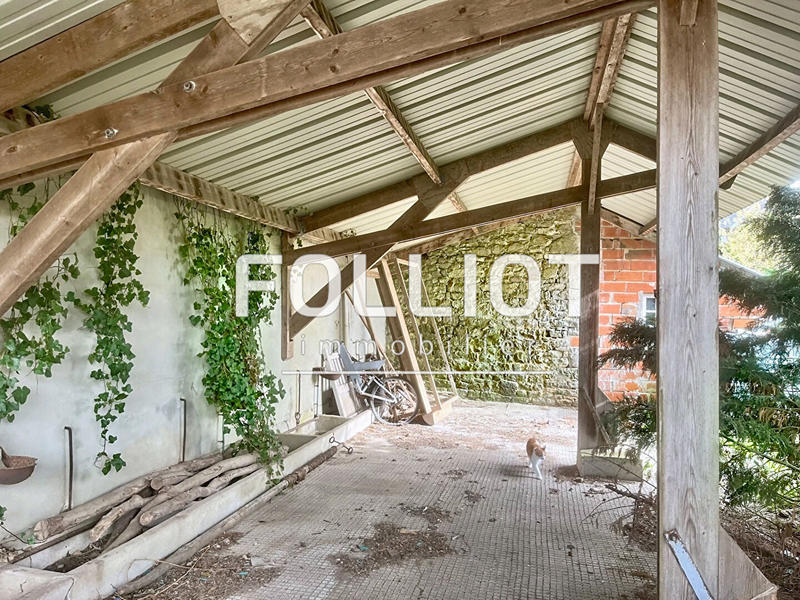 Maison - 247 m² - 9 pièces