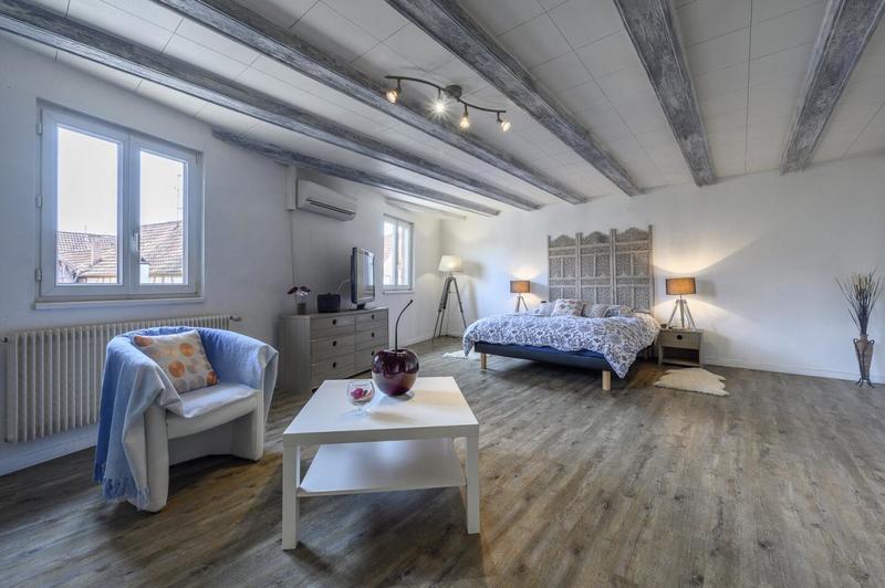 Maison - 405 m² - 6 pièces