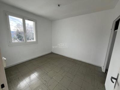 Appartement - 60 m² - 4 pièces