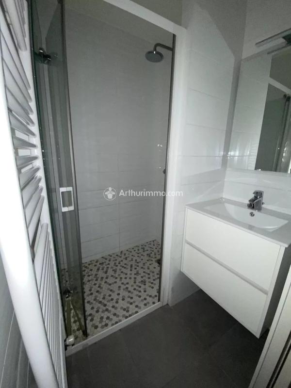 Maison - 171 m² - 8 pièces