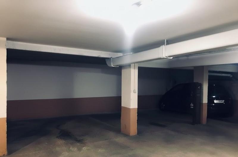 Parking / Garage - 14 m²