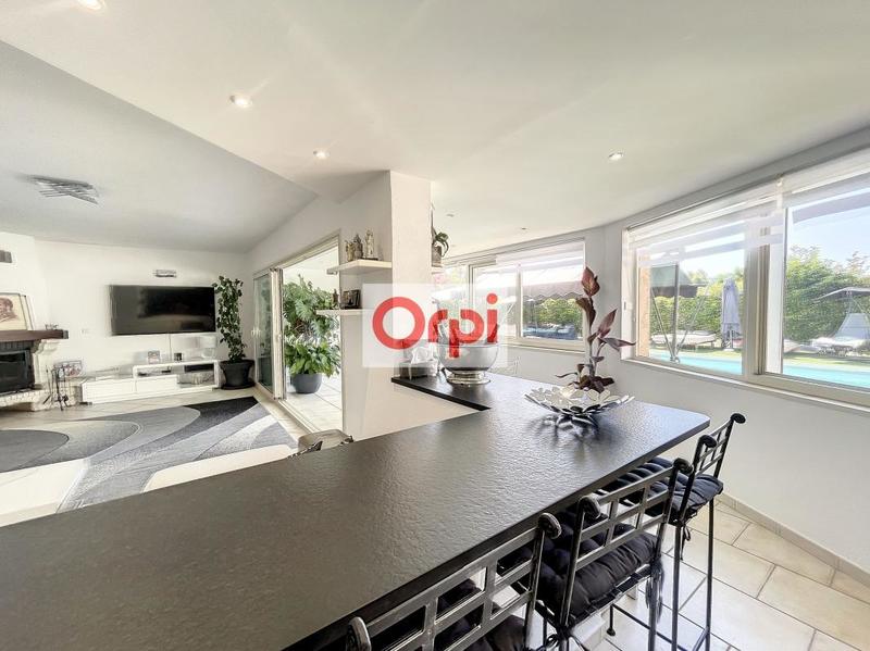 Villa - 220 m² - 7 pièces