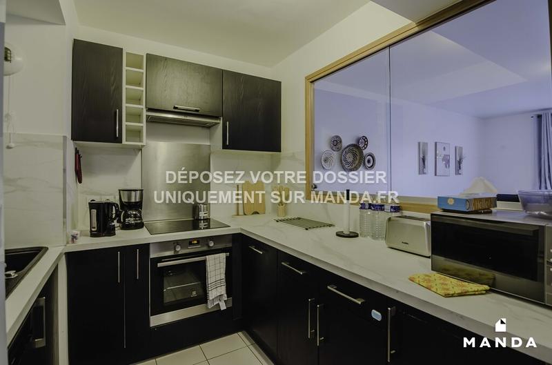 Chambre - 11 m² - 4 pièces