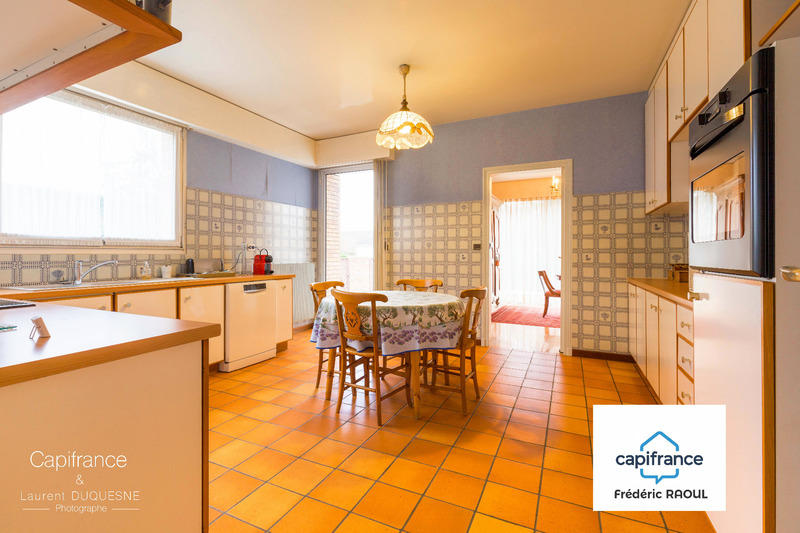 Maison - 215 m² - 7 pièces