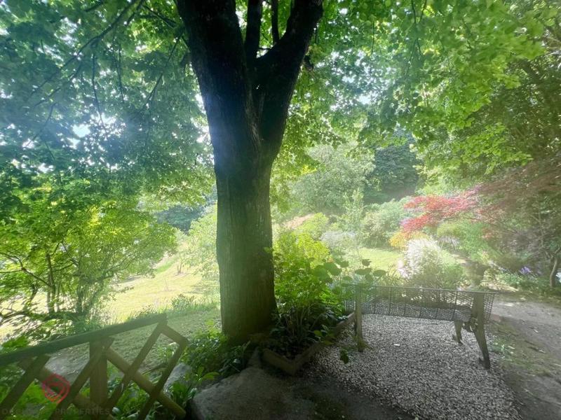 Propriété - 187 m² - 7 pièces