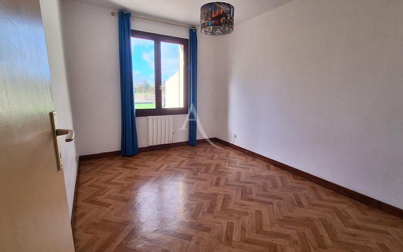 Maison - 94 m² - 4 pièces