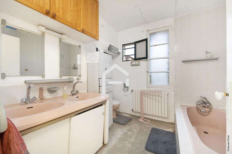 Villa - 205 m² - 7 pièces