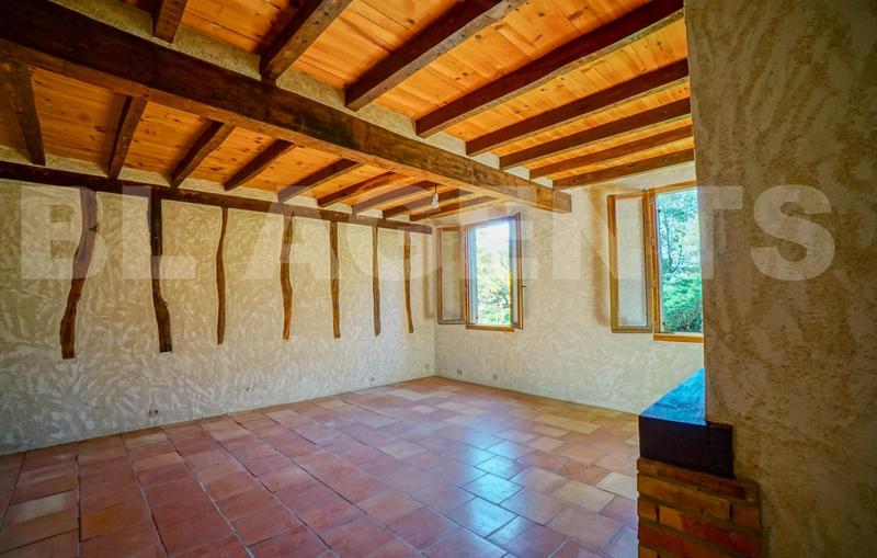 Propriété - 400 m² - 15 pièces