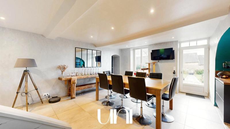 Maison - 184 m² - 7 pièces