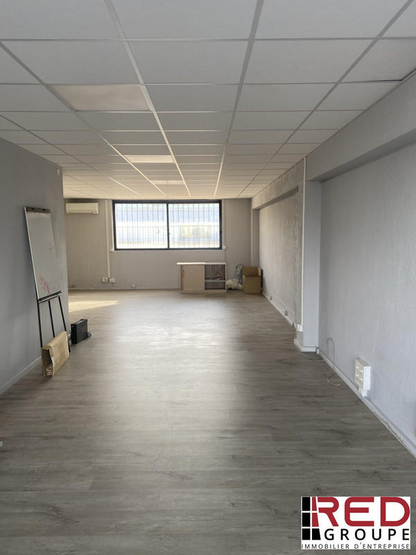 Bureau - 142 m²