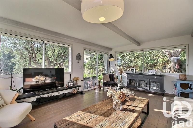 Maison - 103 m² - 5 pièces