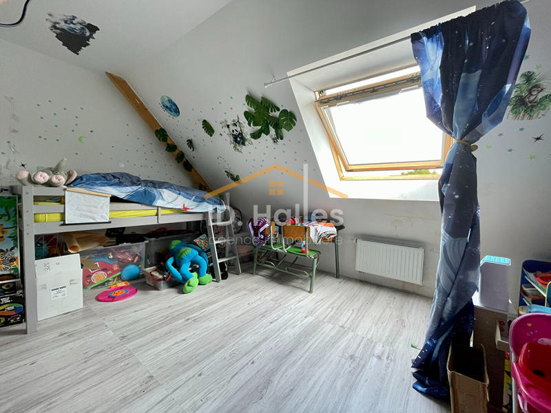 Maison - 101 m² - 5 pièces