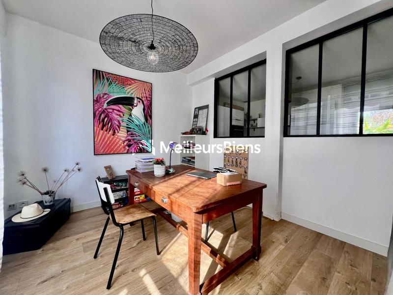 Maison - 168 m² - 8 pièces