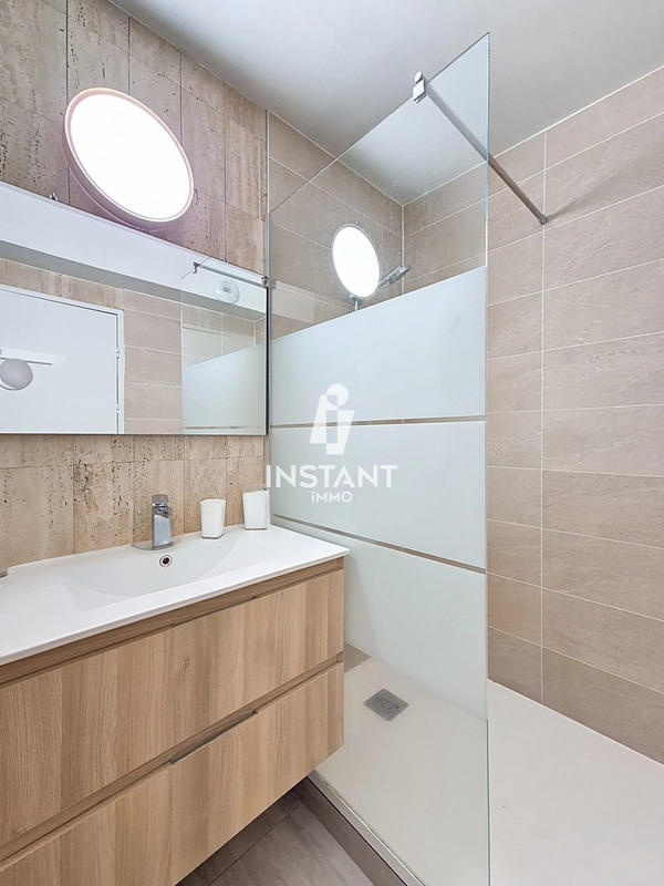 Appartement - 92 m² - 4 pièces