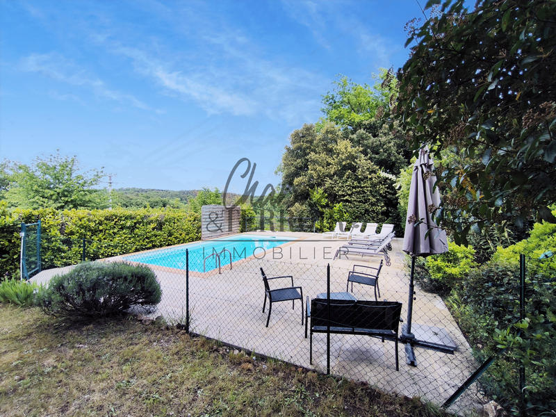 Villa - 80 m² - 4 pièces