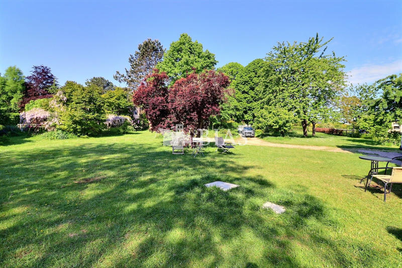 Maison - 152 m² - 6 pièces