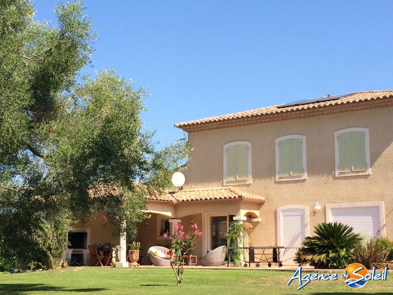 Maison - 210 m² - 7 pièces