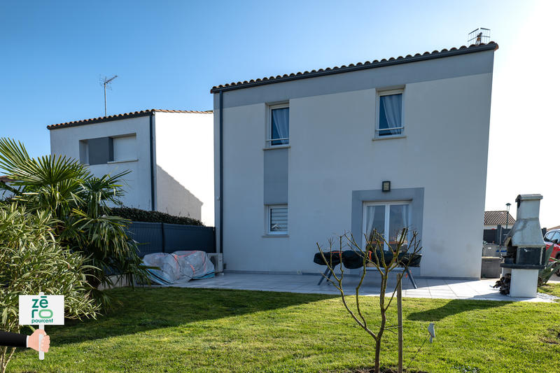 Maison - 96 m² - 5 pièces