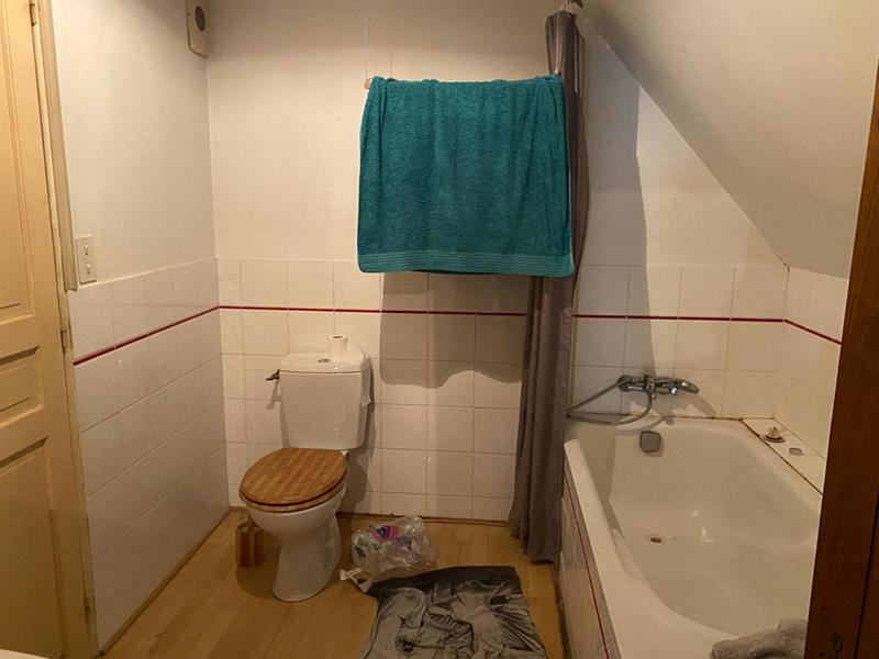 Maison - 240 m² - 7 pièces