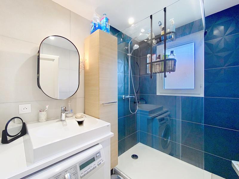 Appartement - 82 m² - 3 pièces