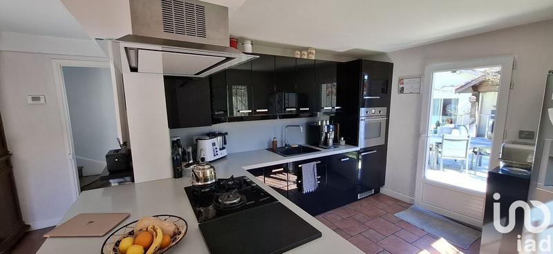 Maison de ville - 210 m² - 9 pièces