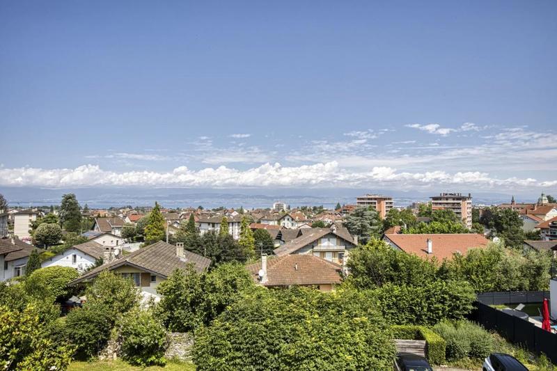 Maison - 251 m² - 10 pièces