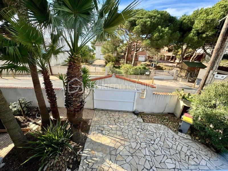 Maison traditionnelle - 250 m² - 7 pièces