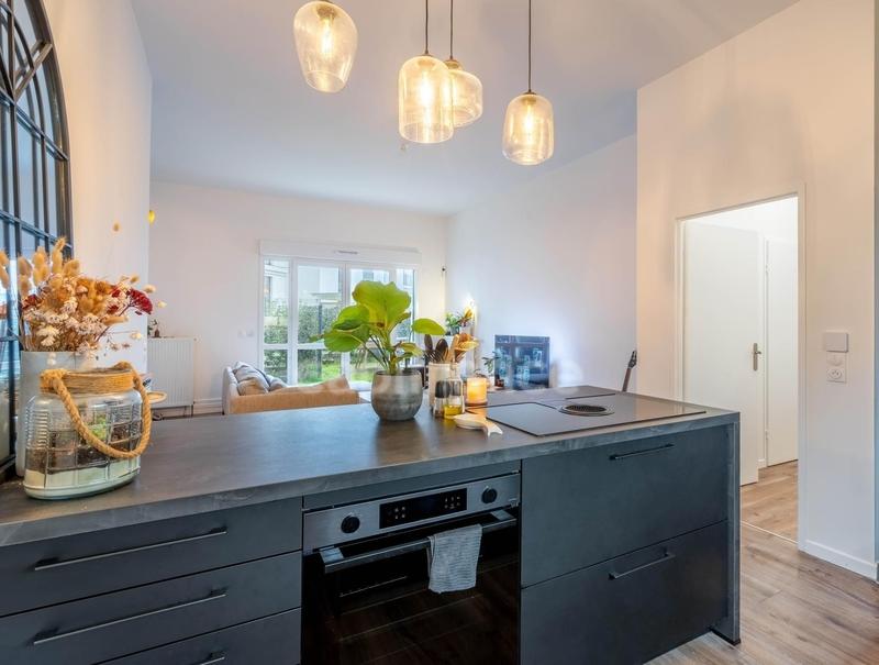 Appartement - 84 m² - 4 pièces