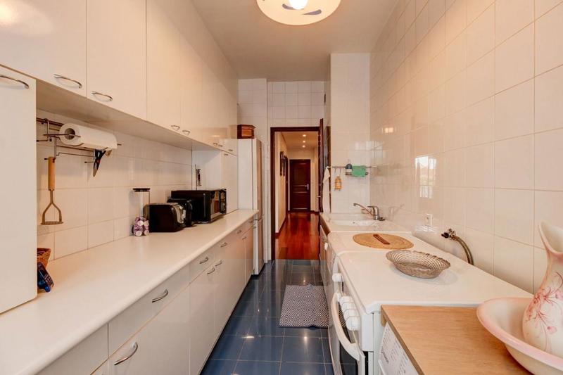 Appartement - 80 m² - 4 pièces