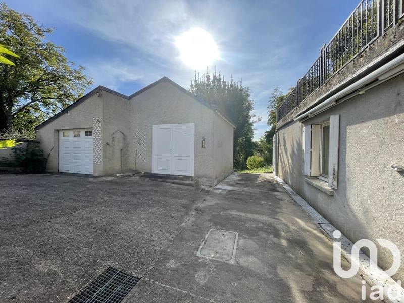 Maison - 197 m² - 8 pièces