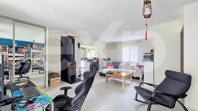 Maison traditionnelle - 97 m² - 5 pièces