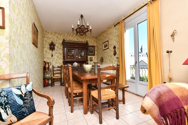 Maison - 102 m² - 5 pièces