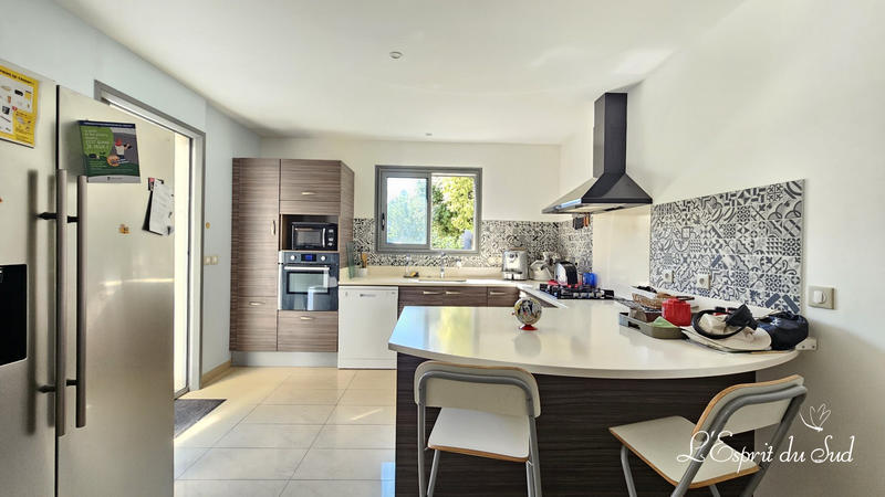 Maison - 162 m² - 8 pièces