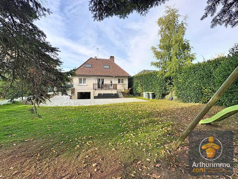 Maison - 122 m² - 6 pièces