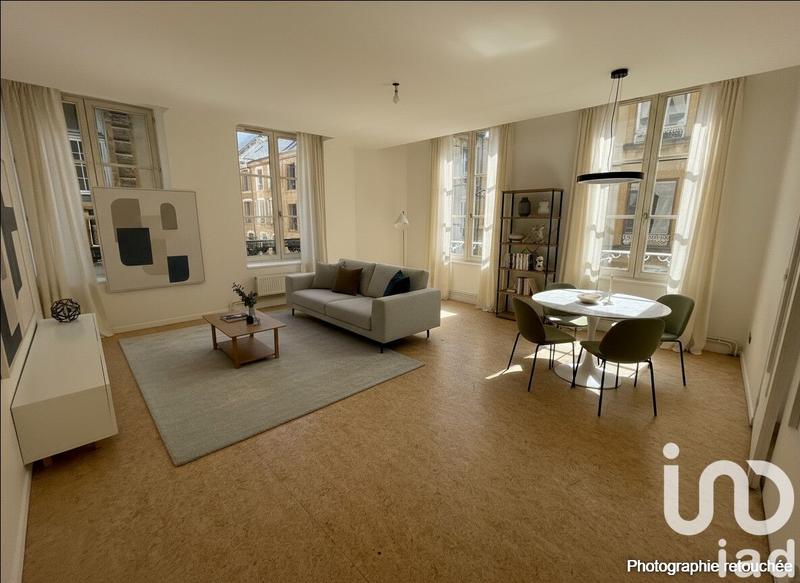 Appartement - 82 m² - 3 pièces