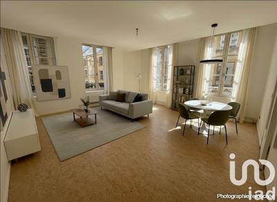 Appartement - 82 m² - 3 pièces
