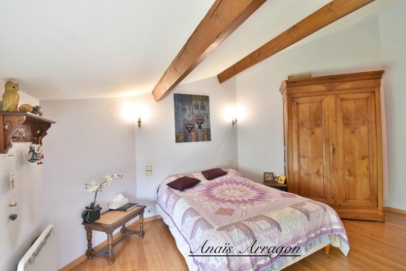 Villa - 275 m² - 6 pièces