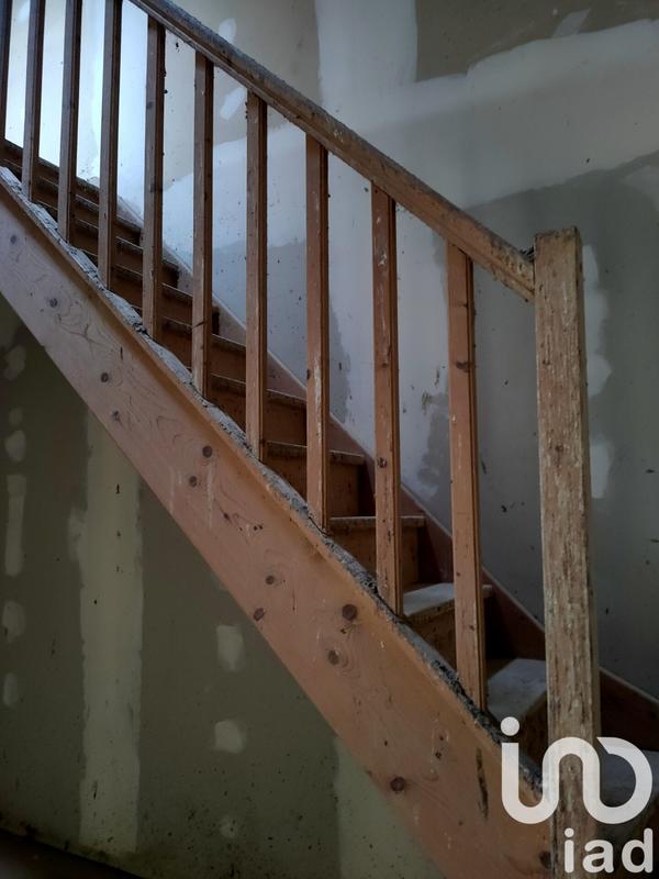 Maison - 180 m² - 8 pièces