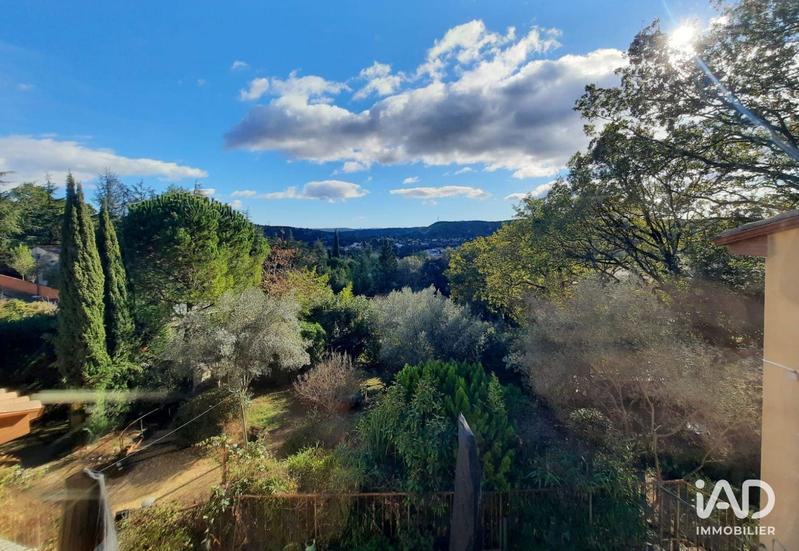 Maison - 235 m² - 4 pièces