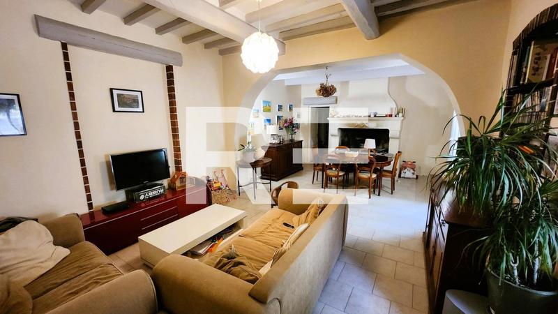 Maison - 170 m² - 8 pièces