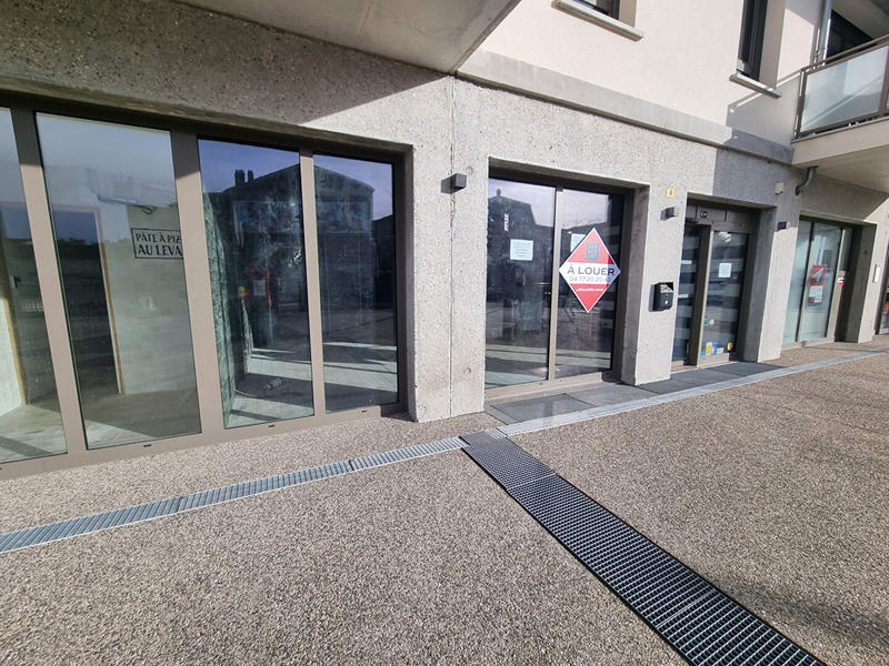 Local commercial - 87 m²