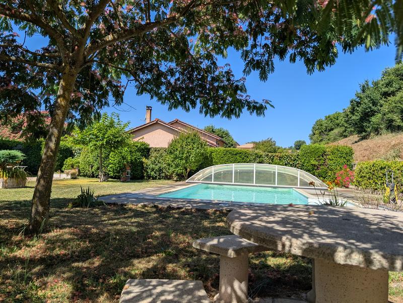 Maison - 184 m² - 6 pièces