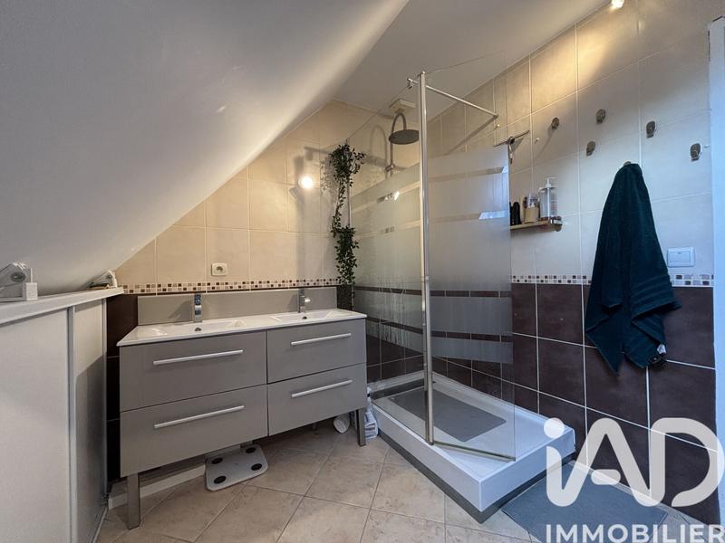 Maison - 108 m² - 5 pièces