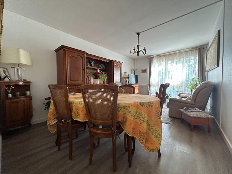 Appartement - 75 m² - 3 pièces